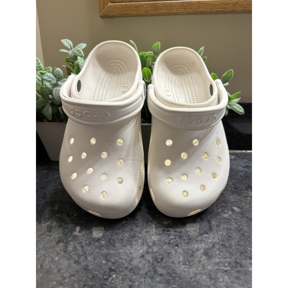 Crocs Unisex Adult Classic Clog White size M4 W6
